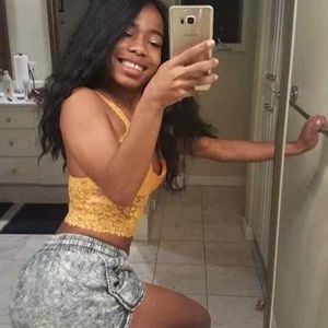 Meet your Posher, Janise